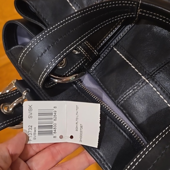 Coach Soho Pleated Purse Bag #F13732 Black Silver - Picture 4 of 5